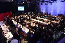 So many people, so much food, so many drinks