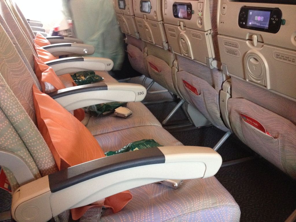 Aeroplane aisle seat