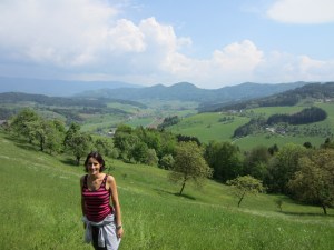 Beautiful, rolling hills and cider! What more could a girl want?